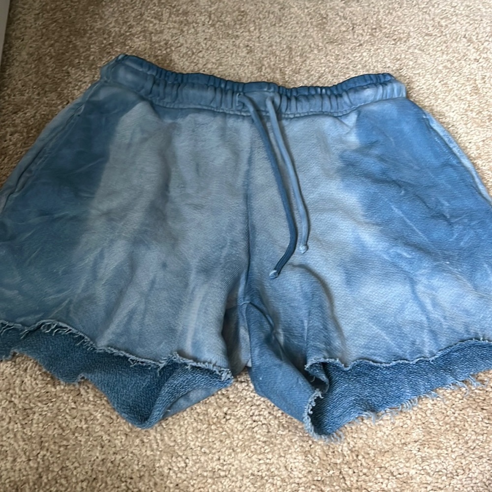 Cotton citizen size small shorts